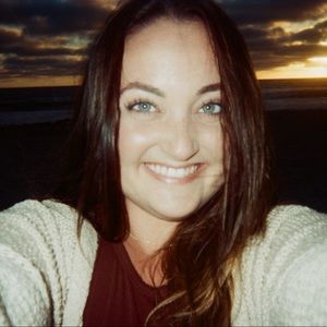 Meet your Posher, Carly